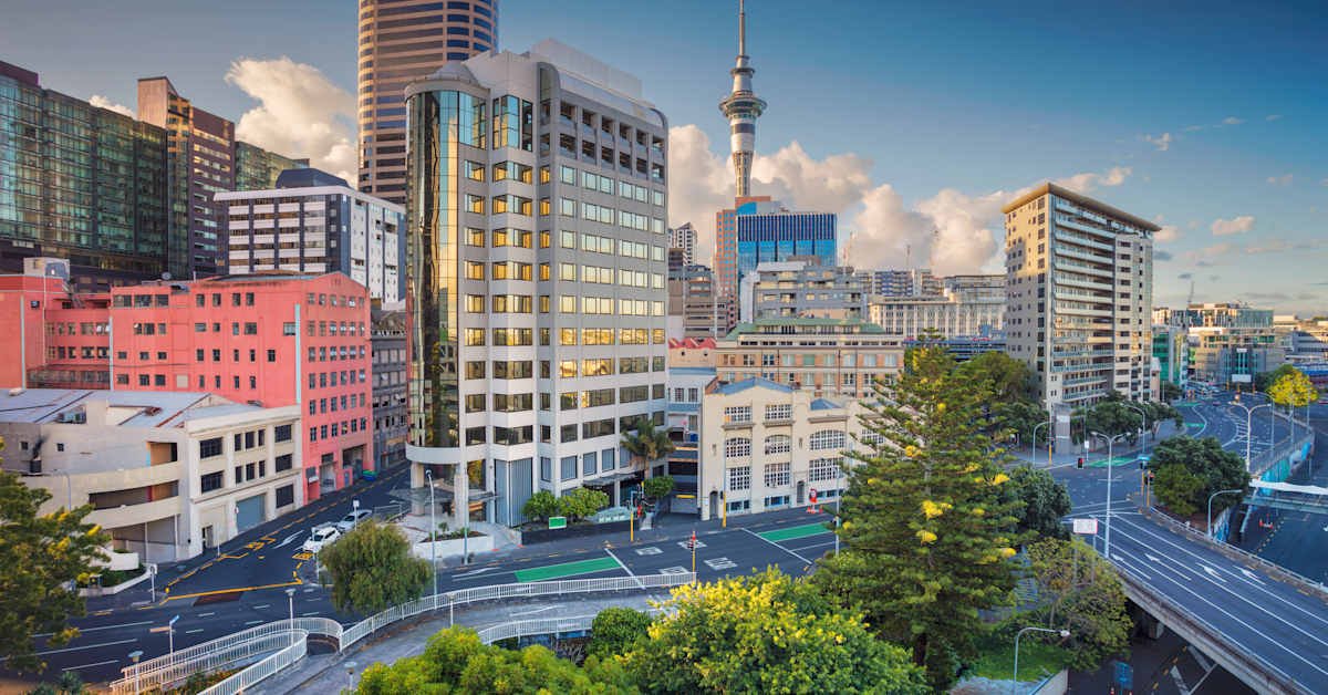 Barcelona - Auckland