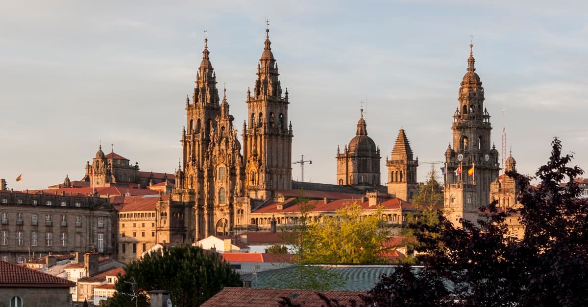 Oviedo - Santiago De Compostela